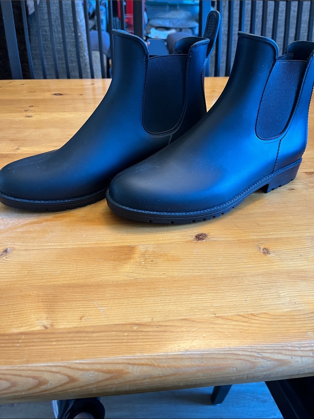 Classic Women’s Black Chelsea Rain Boots